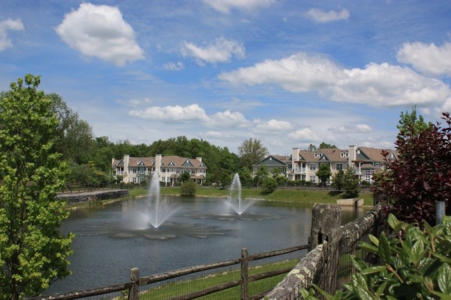 Old Farm Village at Panther Valley in Allamuchy, NJ - Building Photo - Building Photo