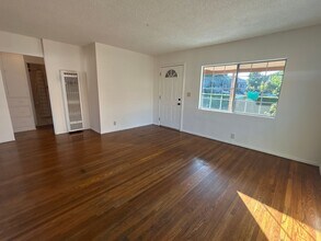 608 N Orange Ave in Monterey Park, CA - Foto de edificio - Building Photo