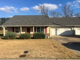 1825 S 24th St in Rogers, AR - Building Photo