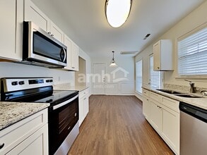 3318 Diamond Ct in Murfreesboro, TN - Foto de edificio - Building Photo