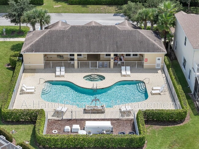 1413 Retreat Cir in Clermont, FL - Building Photo - Building Photo