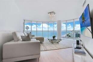6301 Collins Ave, Unit 2803 in Miami Beach, FL - Building Photo