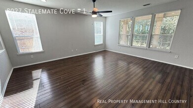 8027 Stalemate Cv in San Antonio, TX - Building Photo - Building Photo