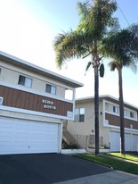 Twin Palms Apartments