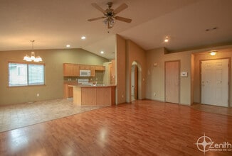 2712 NE 164th Pl in Vancouver, WA - Building Photo - Building Photo