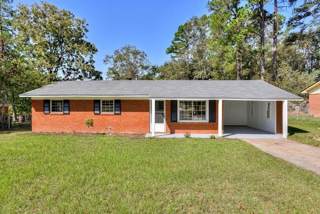 property at 2435 Madrid Dr