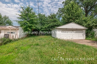 25201 Marsdon Dr in Euclid, OH - Building Photo - Building Photo