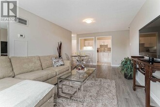 400-400 Webb Dr in Mississauga, ON - Building Photo - Building Photo