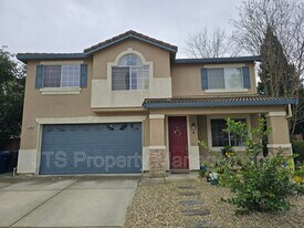 11382 Gold Station Dr in Gold River, CA - Building Photo