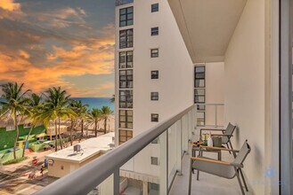 777 N Ocean Dr in Hollywood, FL - Building Photo - Building Photo