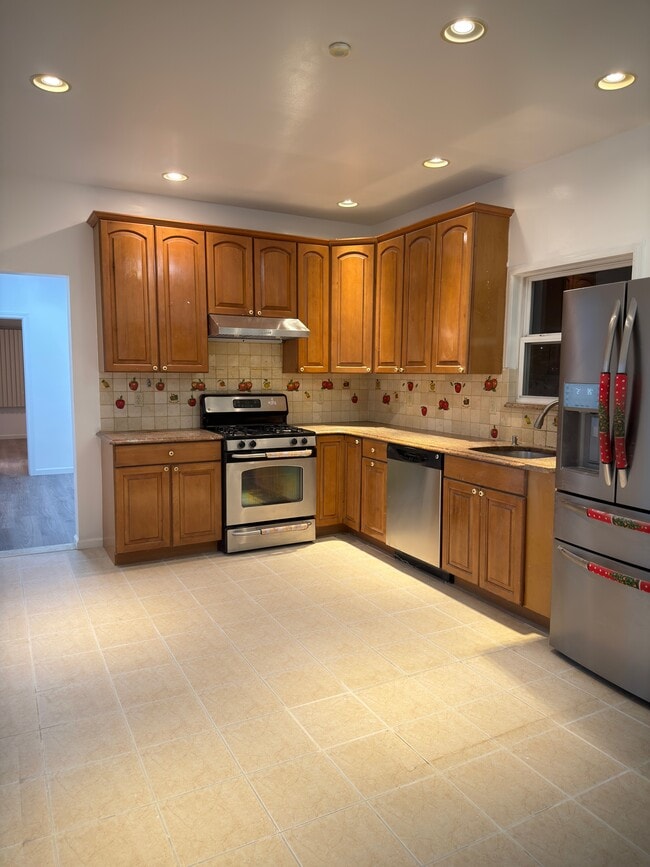 property at 1795 Bedford Ave