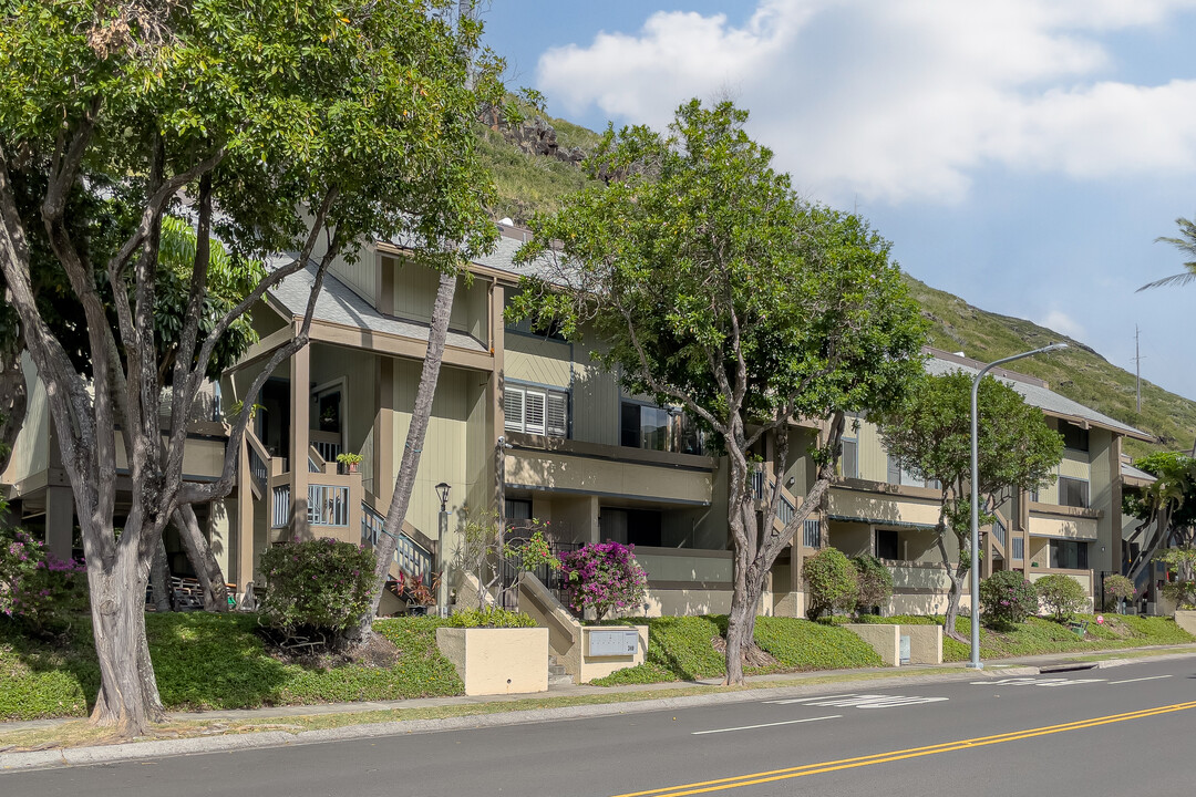 Kawaihae Crescent in Honolulu, HI - Building Photo