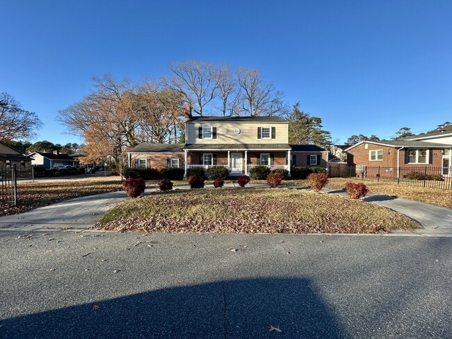 845 Kennedy Ave in Virginia Beach, VA - Building Photo - Building Photo