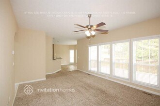 6949 Dockbridge Way in Stone Mountain, GA - Building Photo - Building Photo
