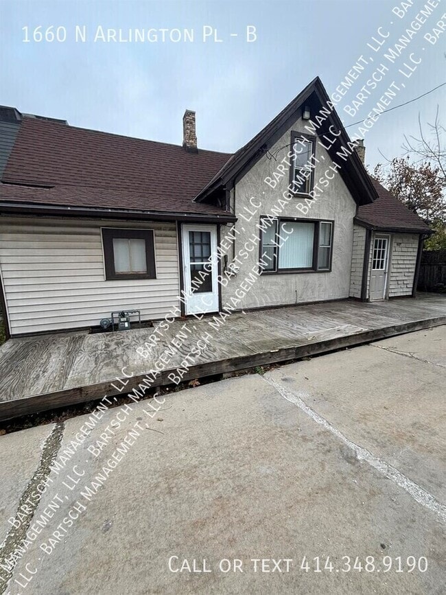 property at 1660 N Arlington Pl