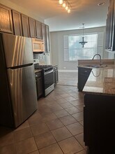 2568 Hillsboro Blvd in Aurora, IL - Building Photo - Building Photo