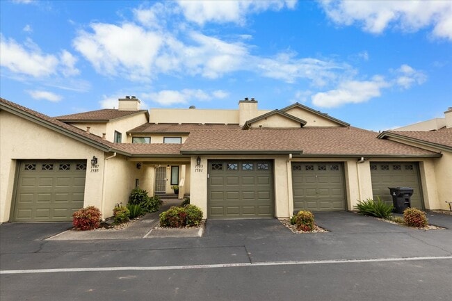 property at 1581 W Swain Rd