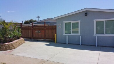4161 Bannock Ave in San Diego, CA - Foto de edificio - Building Photo