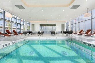 40-28 College Point Blvd in Queens, NY - Building Photo - Building Photo