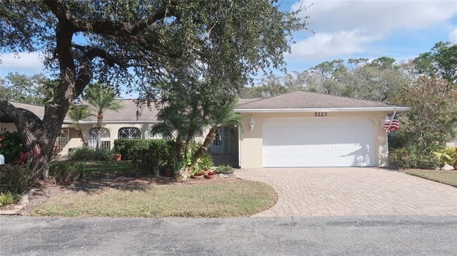 property at 5223 Villa Majorca Ct