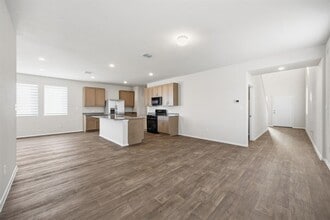 2610 Derwent Dr in Pflugerville, TX - Building Photo - Building Photo