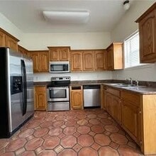 704 San Angel St in San Juan, TX - Building Photo - Building Photo