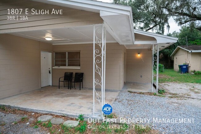 1807 E Sligh Ave in Tampa, FL - Building Photo - Building Photo