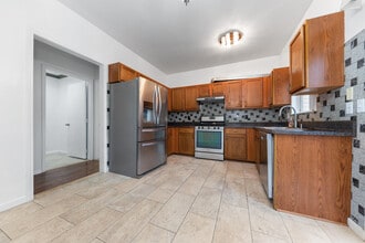 38391 Churchill Ln in Farmington Hills, MI - Building Photo - Building Photo