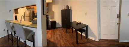 7701 Flannagan Ct, Unit 5 in Richmond, VA - Foto de edificio - Building Photo