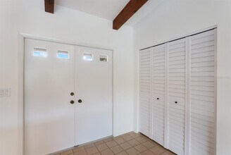 5424 America Dr in Sarasota, FL - Building Photo - Building Photo