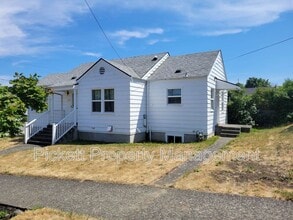 1501 10th St in Bremerton, WA - Building Photo - Building Photo
