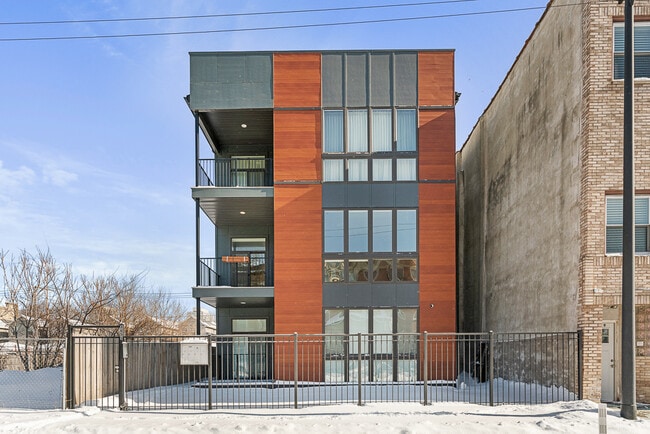 property at 3655 S Indiana Ave