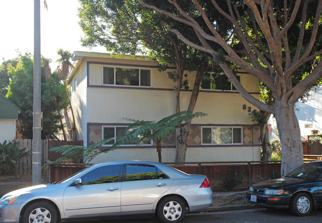 834 Grant St in Santa Monica, CA - Building Photo - Building Photo