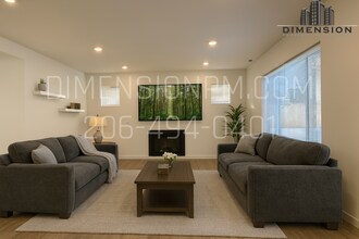 5811 27th St NE-Unit -Unit A in Tacoma, WA - Building Photo - Building Photo