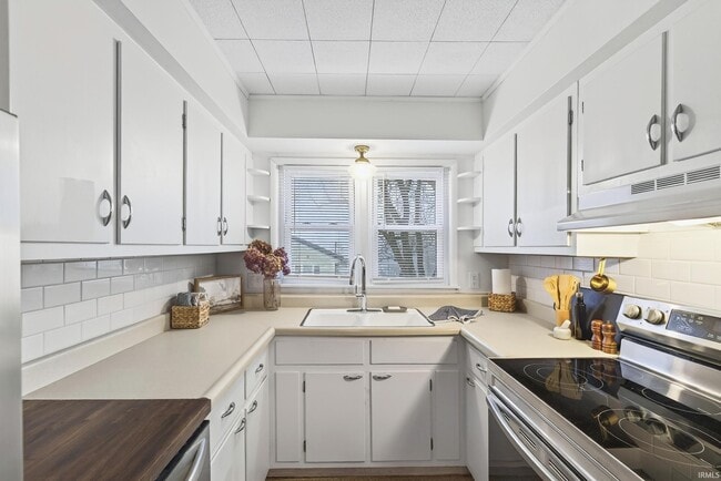 201 W Church Ln in Bloomington, IN - Building Photo - Building Photo