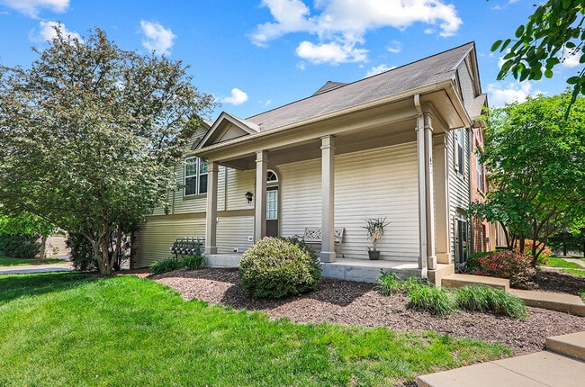 property at 633 Conservatory Ln