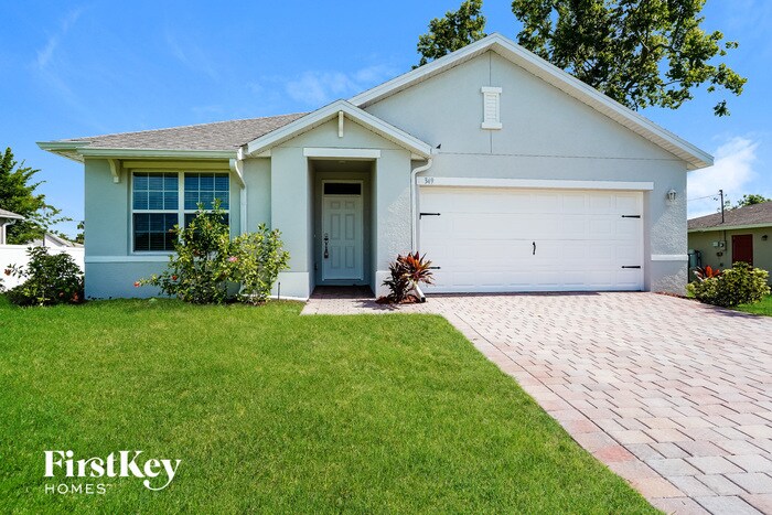 349 NE 30th Terrace in Cape Coral, FL - Building Photo