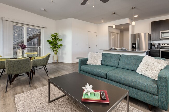 1890 Notre Dame Blvd, Unit 1