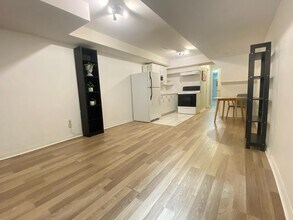 22 Osler St in Toronto, ON - Building Photo - Building Photo