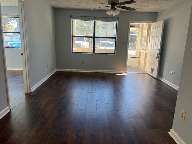 1240 Shalom Dr in Myrtle Beach, SC - Building Photo - Building Photo