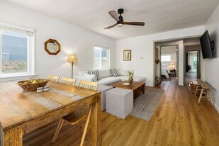 3840 Carlsbad Blvd in Carlsbad, CA - Building Photo