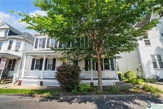 423 McCartney St in Easton, PA - Building Photo - Building Photo