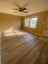 9855 Vickie Pl in St. Louis, MO - Building Photo - Building Photo