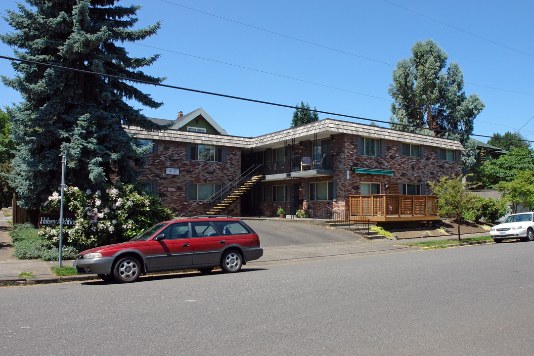 1509 NE 22nd Ave in Portland, OR - Building Photo