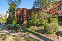 Georgetown Vista in Arlington, VA - Foto de edificio - Building Photo