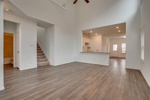 2277 Obsidian Dr in Aubrey, TX - Building Photo
