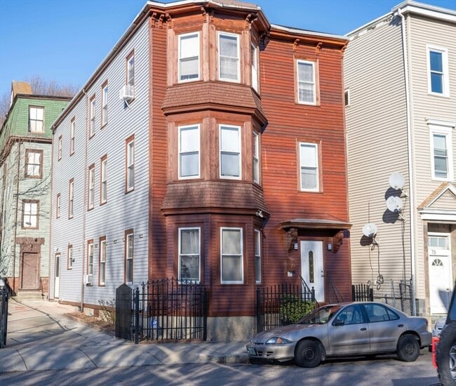 71 Heath St, Unit 2