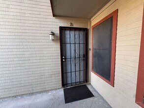 1111 Shiloh Dr in Laredo, TX - Building Photo - Building Photo