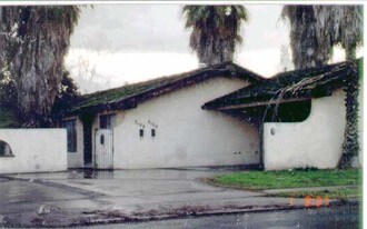 3104-3106 Carver Rd in Modesto, CA - Building Photo