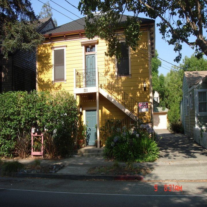 531 D St in San Rafael, CA - Building Photo